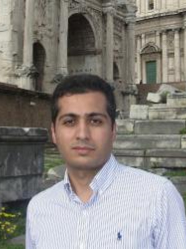 Dr Vahid Afroughsabet 