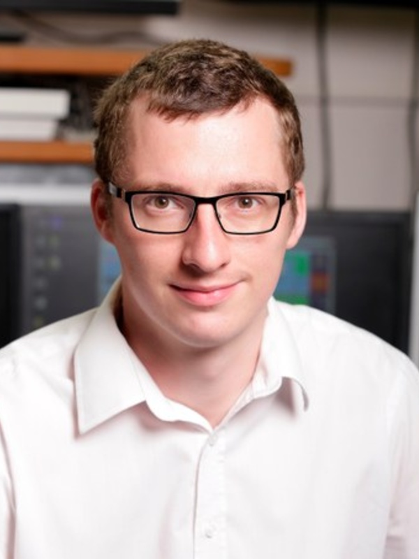 Dr Sam Stanier