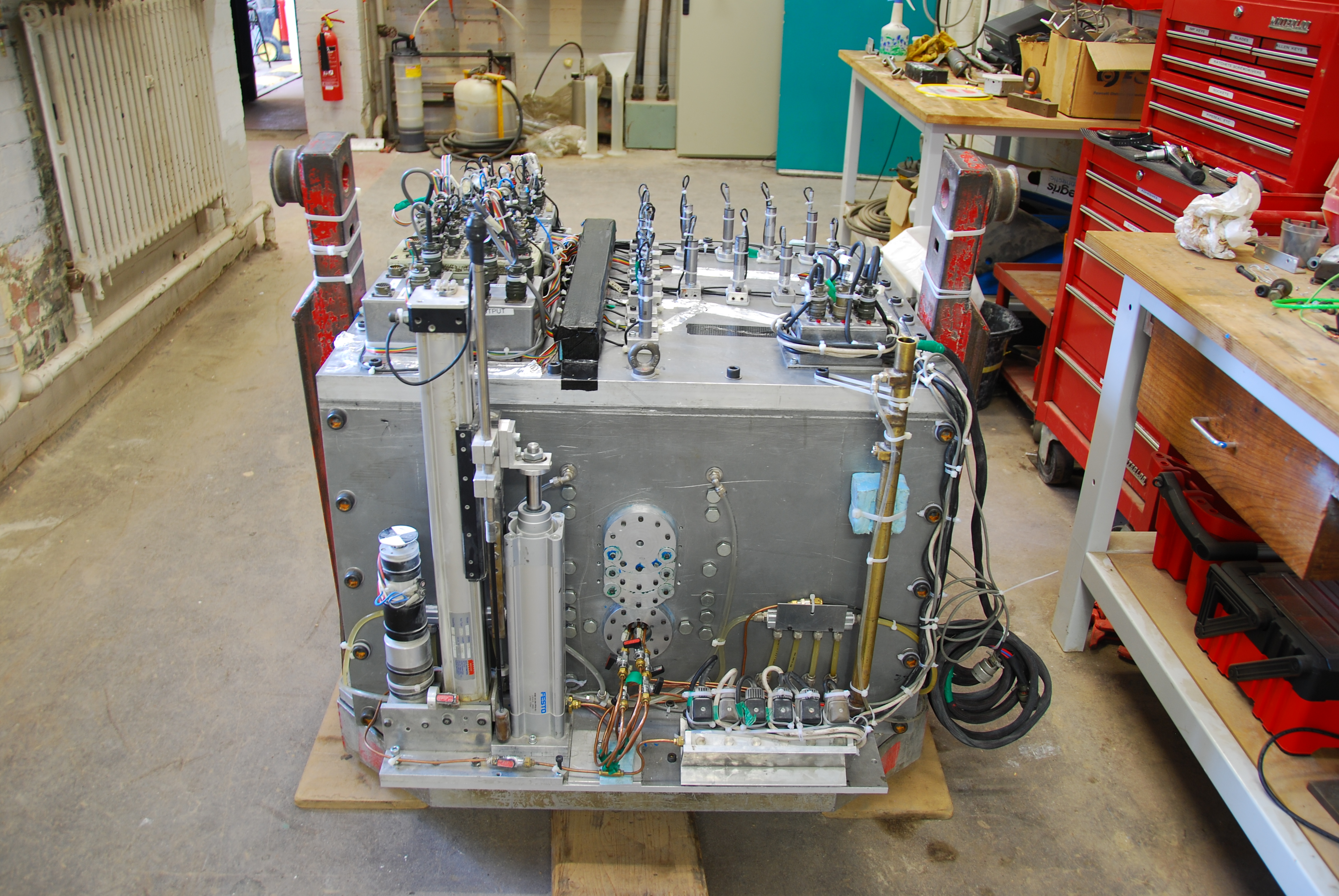 Figure 3: Fully loaded centrifuge package.